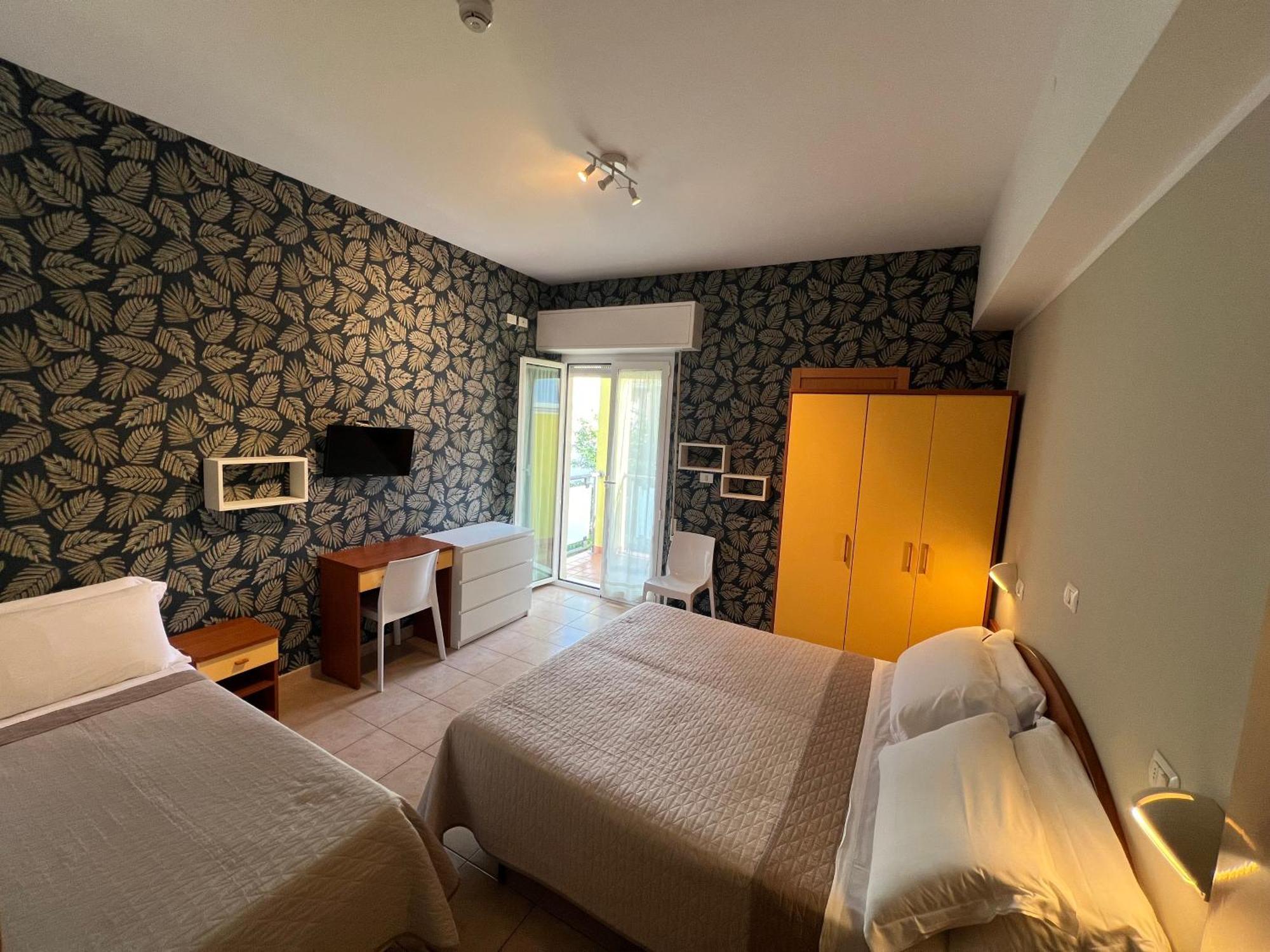 Lotus Hotel All Inclusive & Spiaggia Римини Экстерьер фото